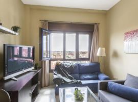 Apartamento EL MIRADOR, recepción 24 h, piscina, wifi y parking interior, hotel di Bormujos