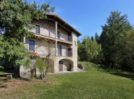 Villa Il Colle, hotel v destinaci Chiozza