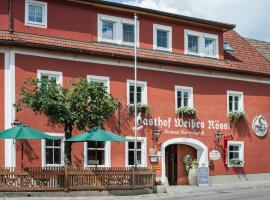 Gasthof Weißes Rössl, hotel barato en Mühldorf