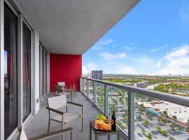 Infinite View and Balcony with Pool, Gym, Near Beach, hotel in Hallandale Beach