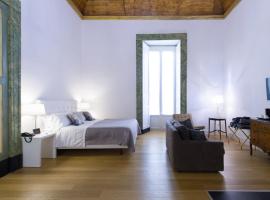 Santa Chiara Boutique Hotel, hotel v Neapole