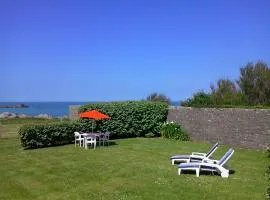 Maison reposante face à la mer avec accès plage