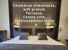 Cit'Hotel Le Cheval Blanc Cognac Centre – hotel w mieście Cognac