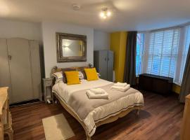 Seaside Hideaway - Free Onstreet Parking, hotel Scarborough-ban