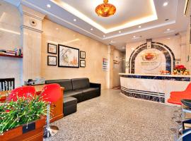 HANZ The Beautiful Hotel Bui Vien Walking Street, מלון ב-Ho Chi Minh City-Centre, הו צ'י מין סיטי