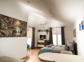 Ferienwohnung Neuhaus, ξενοδοχείο στο Βόλφσμπουργκ