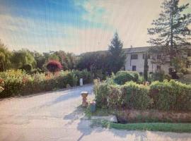 A casa di Bice, hotel v destinaci Case Nuove