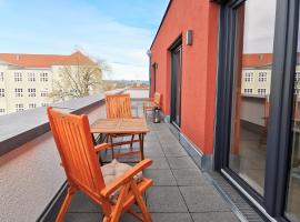 Fynbos City Penthouse, Dachterrasse, Design-Küche, Parkplatz, hotel with parking in Straubing