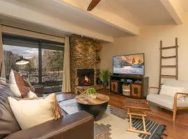 Lodge at Lake Dillon Condo: Great Year-Round Location