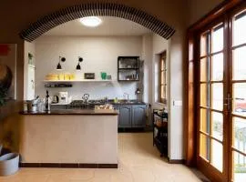 Vicolo Zenone 8 Casa Esclusiva tra Natura e Arte