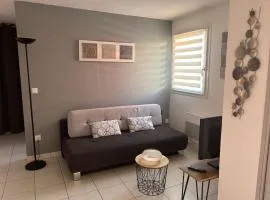 Classé 3 Etoiles Charmant Appartement Cosy sur Sète proche de toutes commodités, Parking Privé