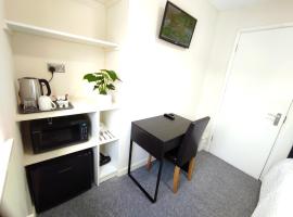 Osney Single Studio only for one adult, hotel in Oxford