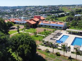 Hotel Lago Dourado, pet-friendly hotel in Dois Vizinhos