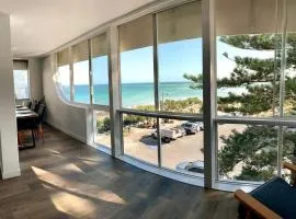 Ultimate Coastal Escape + Amazing Views