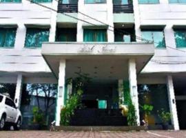 Naval Hotel, Sukajadi, Bandung, hótel á þessu svæði