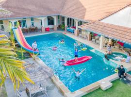 PX POOL VILLA PATTAYA, Hotel in Nong Prue