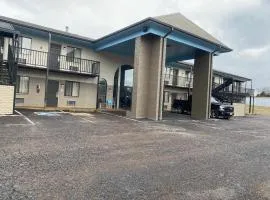 Savannah Lodge