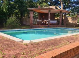 Secret guest house, hotel en Pietermaritzburg