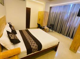 RAINBOW ROOMS, hotel i nærheden af Calicut Internationale Lufthavn - CCJ, Calicut