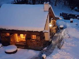 Romantikchalet, cabin in Flattach
