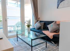 Deluxe 1bedroom In Oasis 2, apartamento en Al Qurayyah