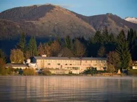 Hotel 5 estrellas en San Carlos de Bariloche Hotel 5 estrellas en San Carlos de Bariloche