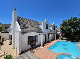 The Gables, cabaña o casa de campo en Hout Bay