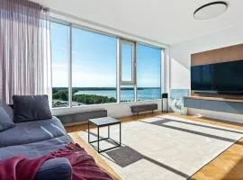 Amazing apartment with epic lake view!