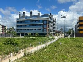 Studio 106 Pé na Areia Smart Costa Azul! Matinhos, Hotel mit Parkplatz in Matinhos