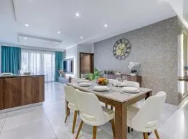 Luxurious, Spacious Apartment in Swieqi