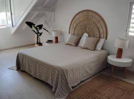 Orient Bay 2 Bedroom beach appartement, готель у місті Saint Martin