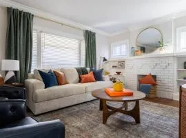 Modern 3BR Near Cleveland Clinic