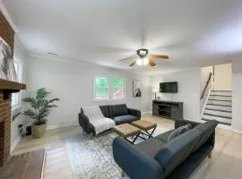 Fenced-In 3 BR Swingset, Carport, North Raleigh