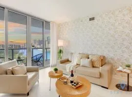 Pool - Apartment with Balcony - Gym - Near Beach
