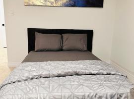 Private and spacious Basement, homestay in Kitchener