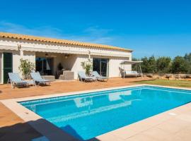 SA FINCA, hotel din Muro