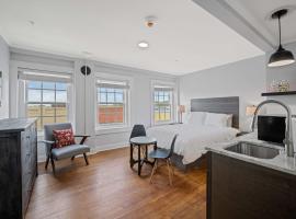 Historic Elegance Loft in Downtown Conway, apartment in Conway