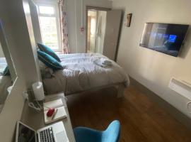 Quiet cosy 1 bedroom apartment Carrington F1, apartement sihtkohas Nottingham