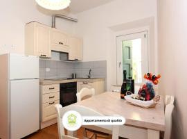 [Modern Design] Luminoso appartamento montano, apartment in Lizzano in Belvedere