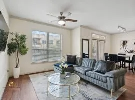 Houston Med Center Luxury King Suite with Free Parking