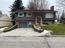 Park Ave Home, hotel in Tillsonburg