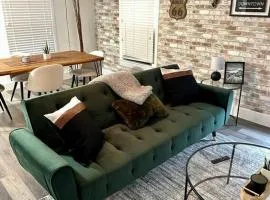 The Urban Escape - EaDo HTX