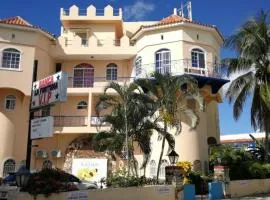 Caribbean Paradise steps to DayPass Resort&Beach