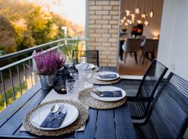 Suite für 4 mit Balkon am Sieben-Seen-Center, hotel en Schwerin