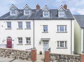 Milford Street - 5 Bedroom Luxurious Holiday Home - Saundersfoot, vil·la a Saundersfoot