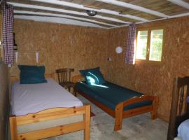 wagons dortoir, goedkoop hotel in Chaudenay