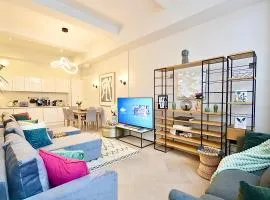 Fulham Townhouse, 2 Baths, Parking, Breakfast