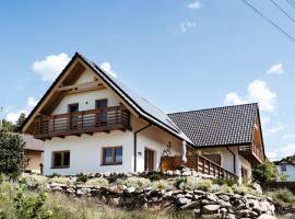 Holiday Home Domek pod Szarowym Lasem by Interhome, hotel na praia em Wisla