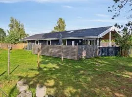 Holiday Home Dagna - 400m from the sea in Lolland- Falster and Mon by Interhome