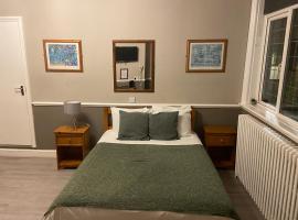 The Swan Inn Pub, bed and breakfast en Isleworth